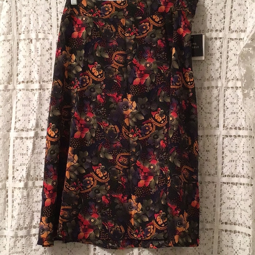 Women skirt